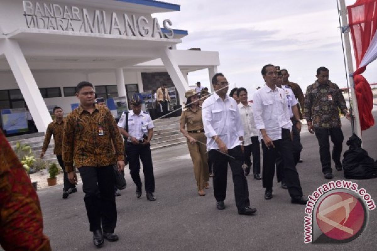 Watimpres: Sikap Sederhana Jokowi Harus Ditiru