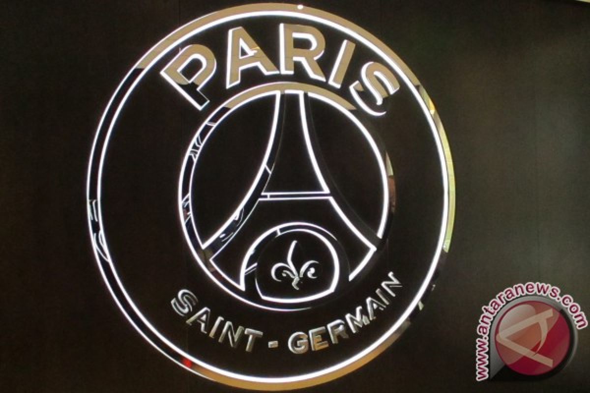 Pemain PSG diserang fans