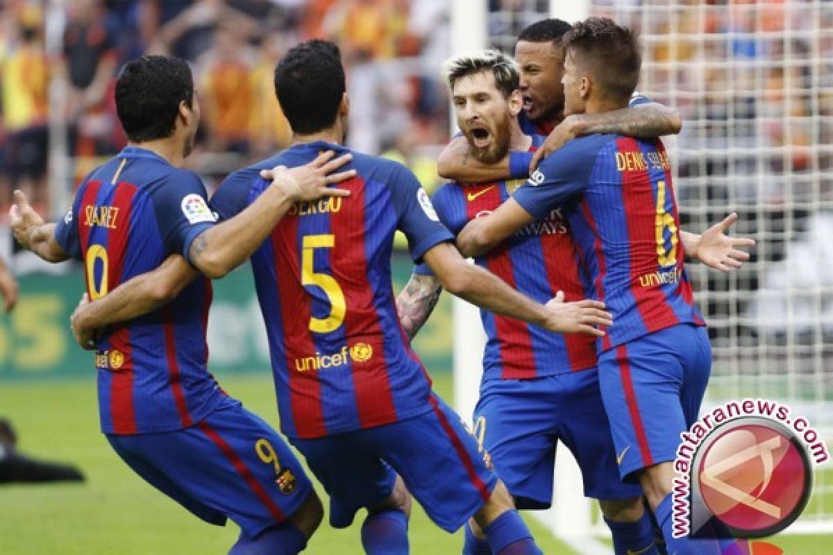 Penalti Messi Menangkan Barcelona 3-2 Atas Valencia