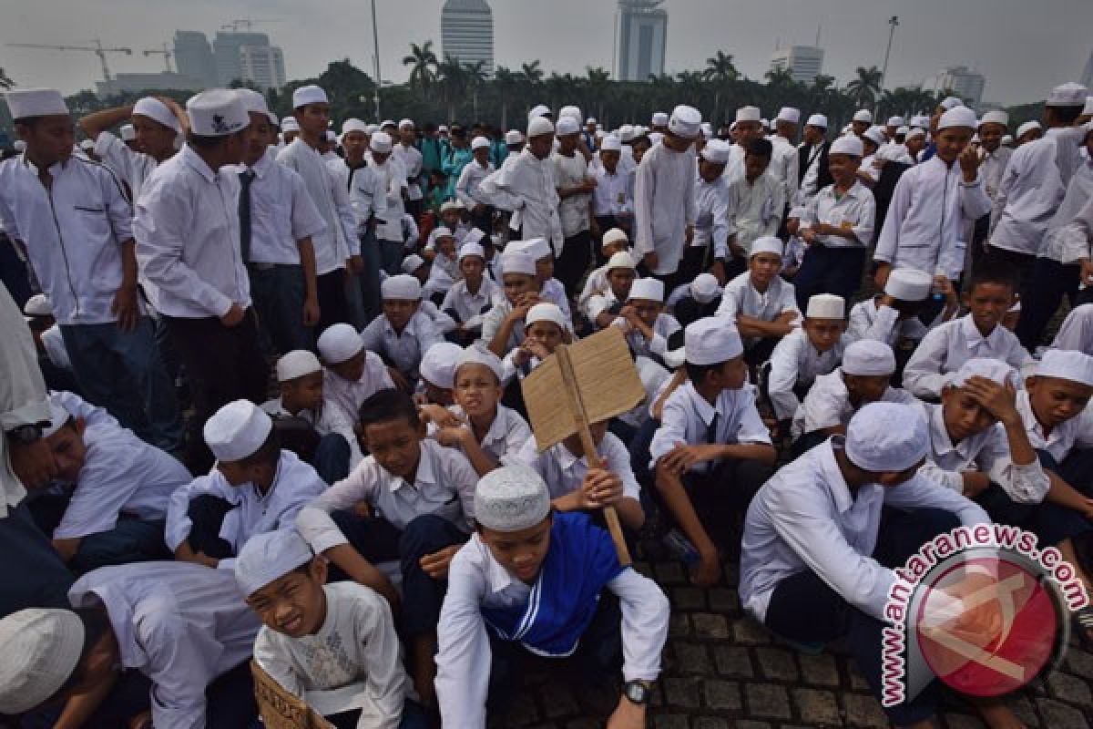 Seratusan santri di Riau dibekali pemahaman anti radikalisme