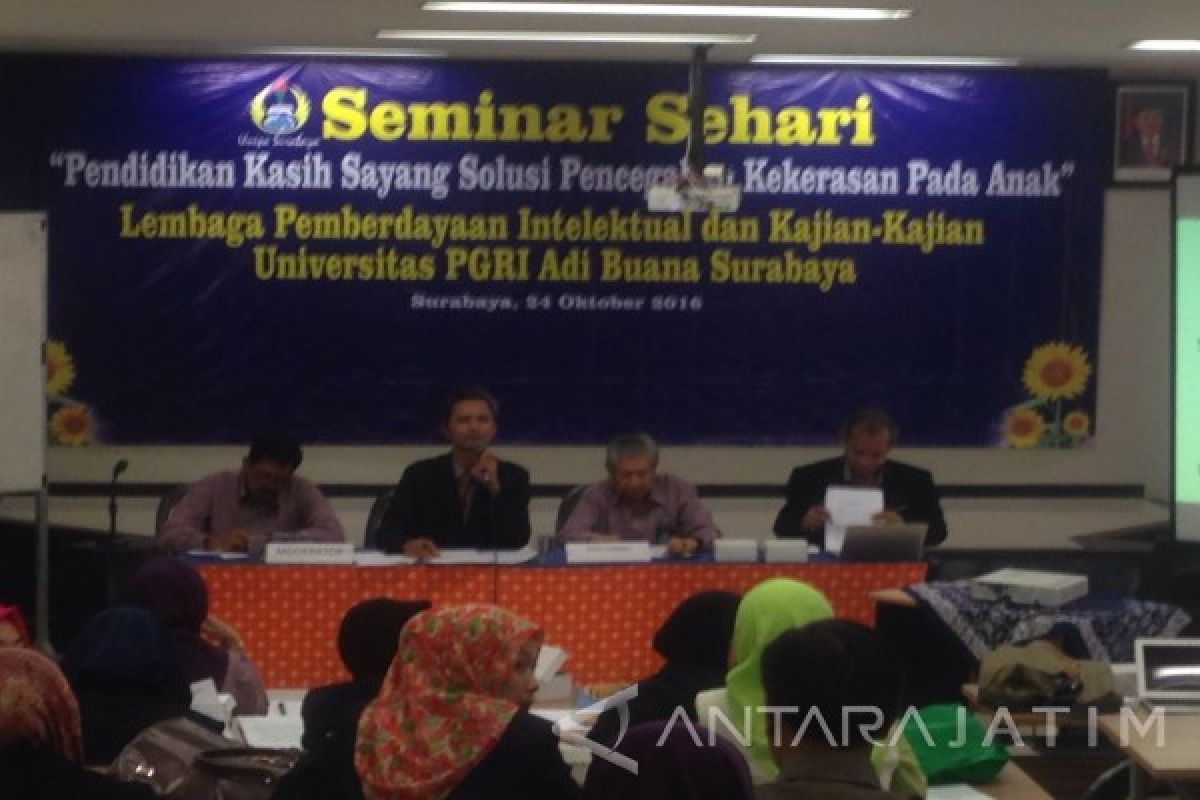 Unipa Surabaya Terapkan Metode Kasih Sayang