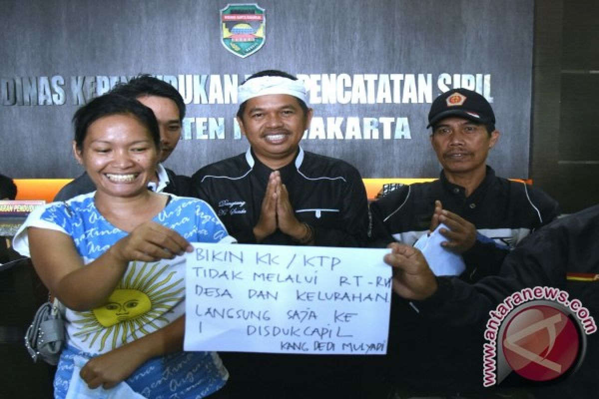 Cegah Pungli, Alur Administrasi Pembuatan KTP/KK di Purwakarta Dipangkas