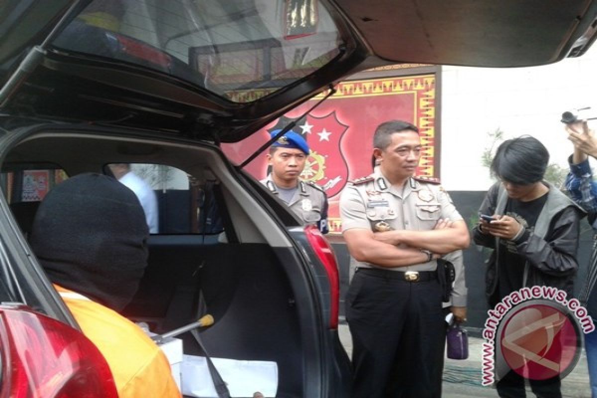 Polresta Bandarlampung Tembak Pelaku Pembunuhan 