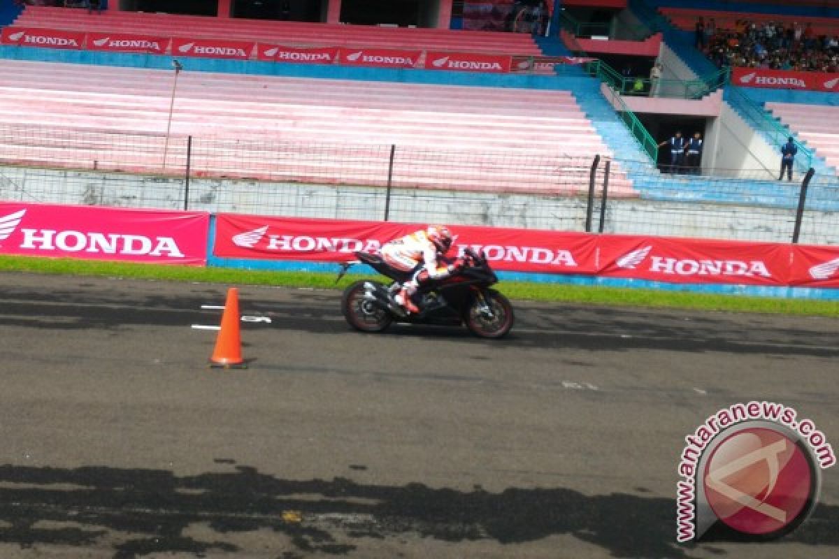 Di Sentul Marquez juga syuting iklan All New Honda CBR250RR