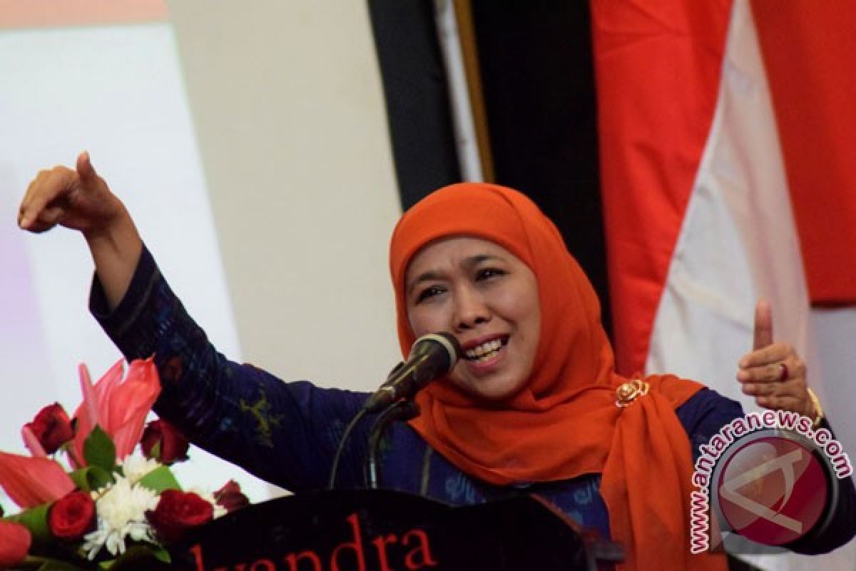 Minister Khofifah seeks protection of children from social media`s negative impact