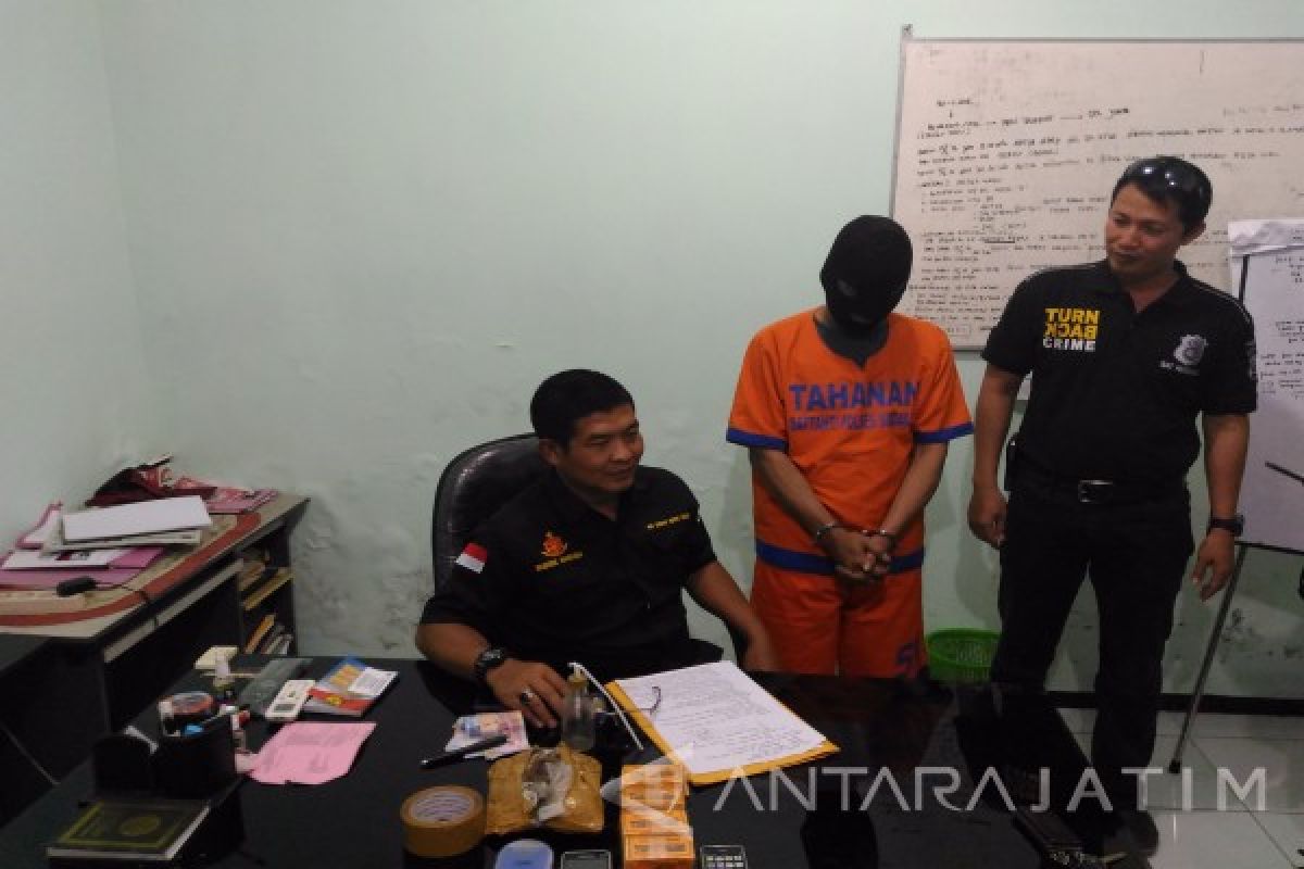 Polisi Sidoarjo Tangkap Pengedar Narkoba Jenis Ganja