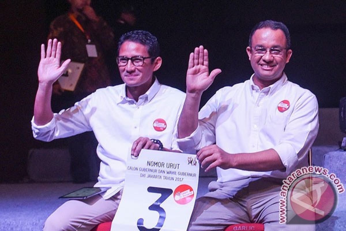 Anies-Sandi puji tiga prestasi Basuki