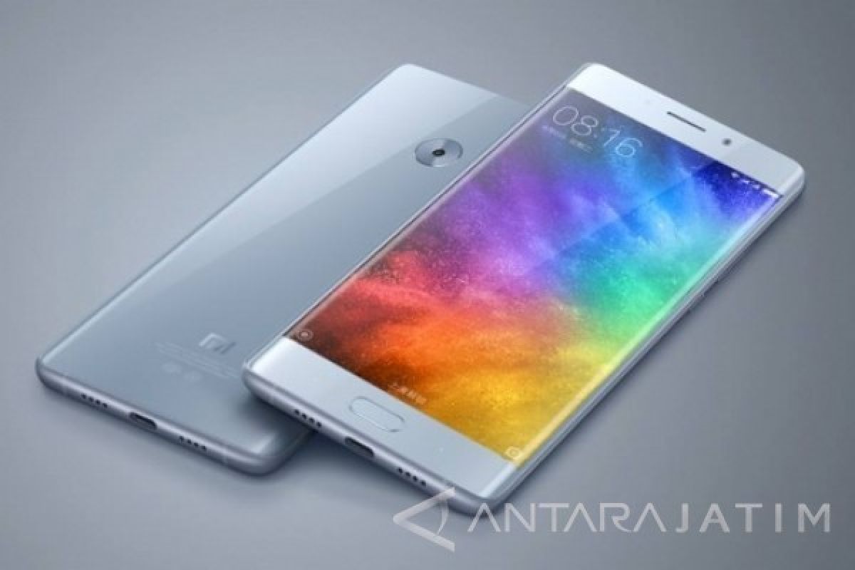 Xiaomi Mi Note 2 Resmi Dirilis