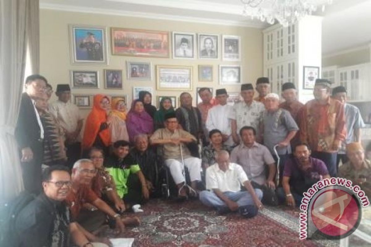 Wartawan Palembang kehilangan Achmad Saleh ayahanda Kapolri