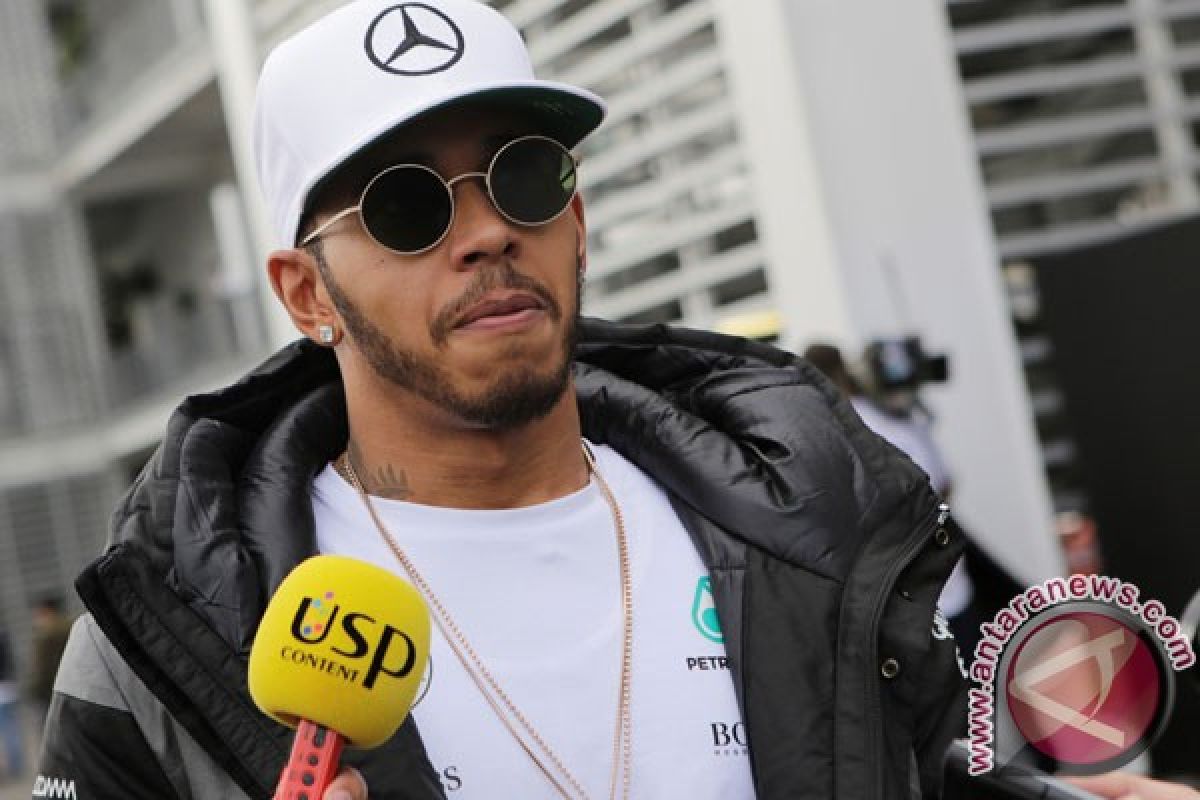 Lewis Hamilton berada pada "pole position" GP Australia