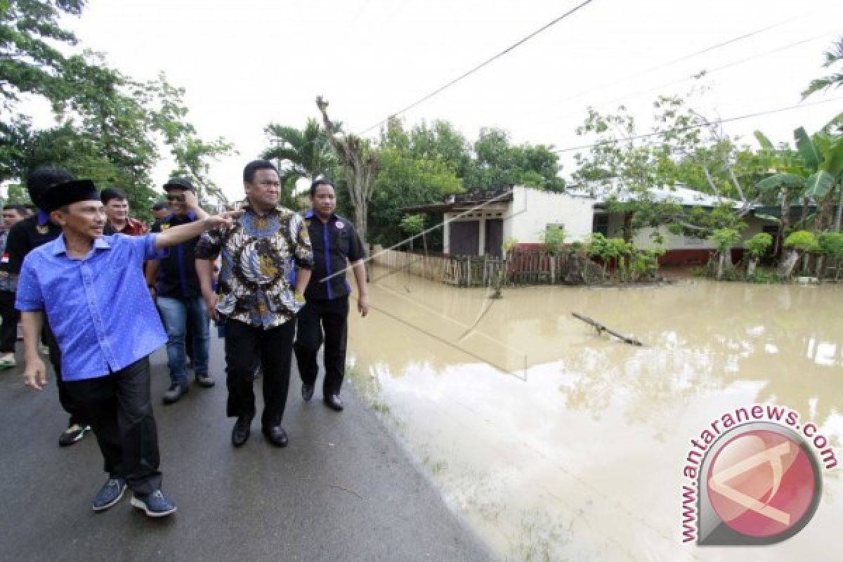 Lima Kecamatan Di Gorontalo Masih Terendam Banjir