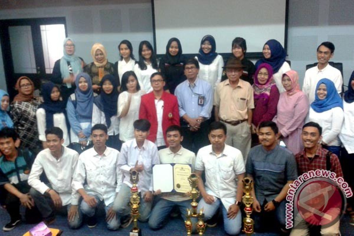 Unhas wakili Indonesia di paduan suara dunia