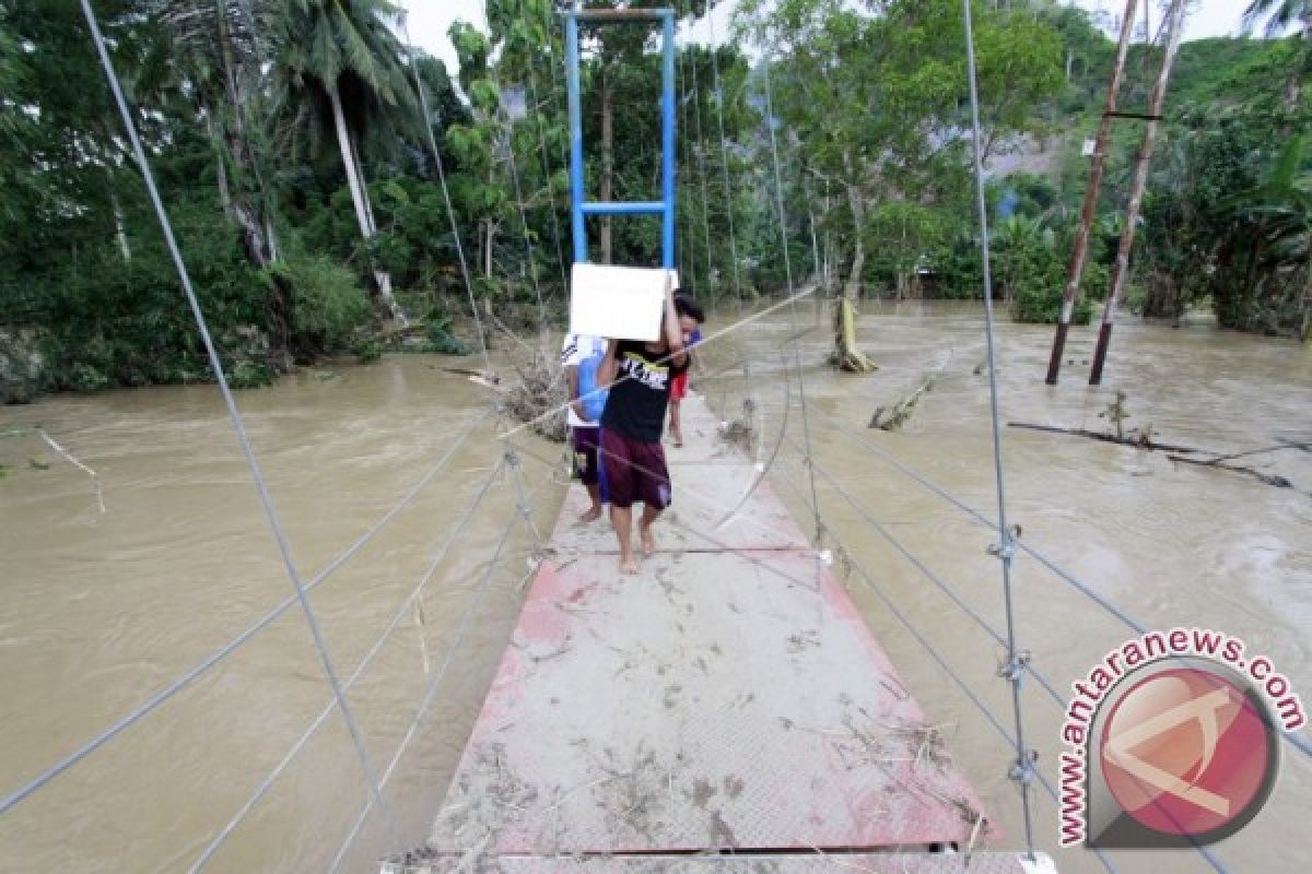 Banjir Landa Empat Kecamatan di Boalemo