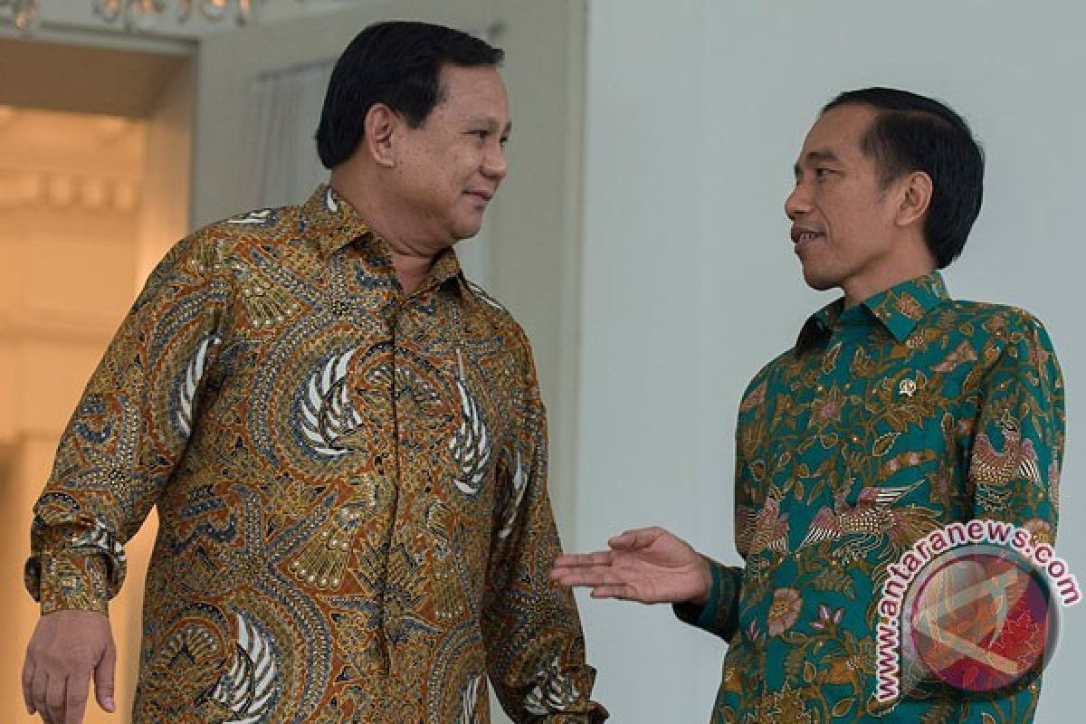 Prabowo Subianto Sambut Presiden Jokowi di Hambalang