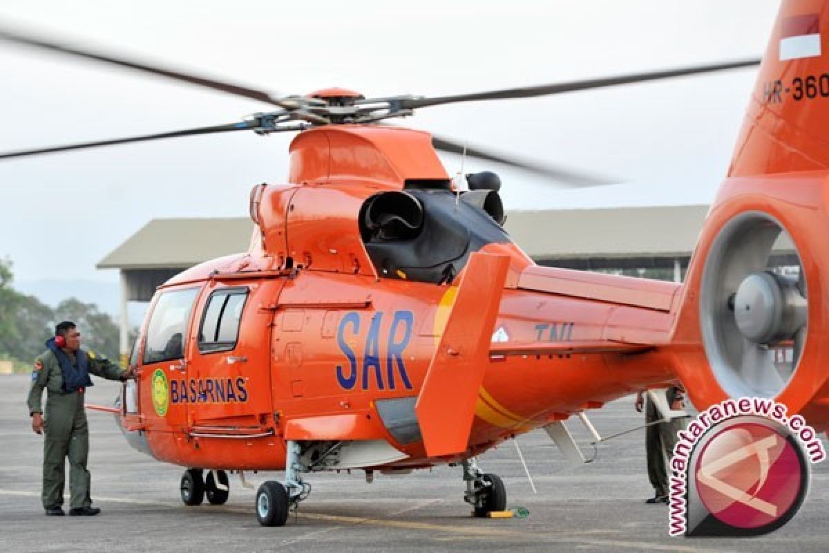 Basarnas Gunakan Helikopter Cari Tiga Pencari Gaharu