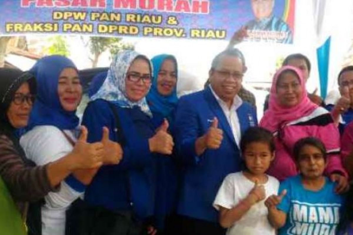 PAN Riau Gelar Pasar Murah di Pasar Baru Panam