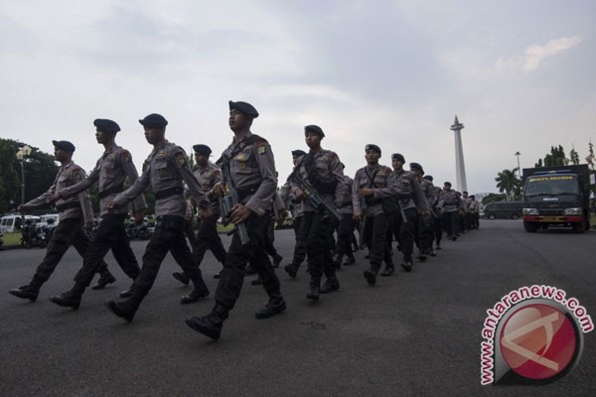 Sekompi Brimob jaga Pantai Indah Kapuk