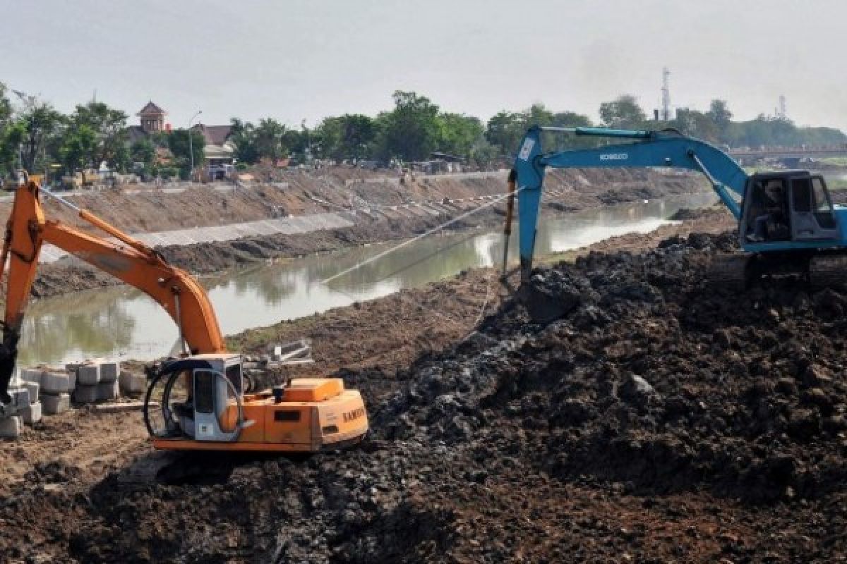 Normalisasi Sungai Banjir Kanal Timur Dua Tahap