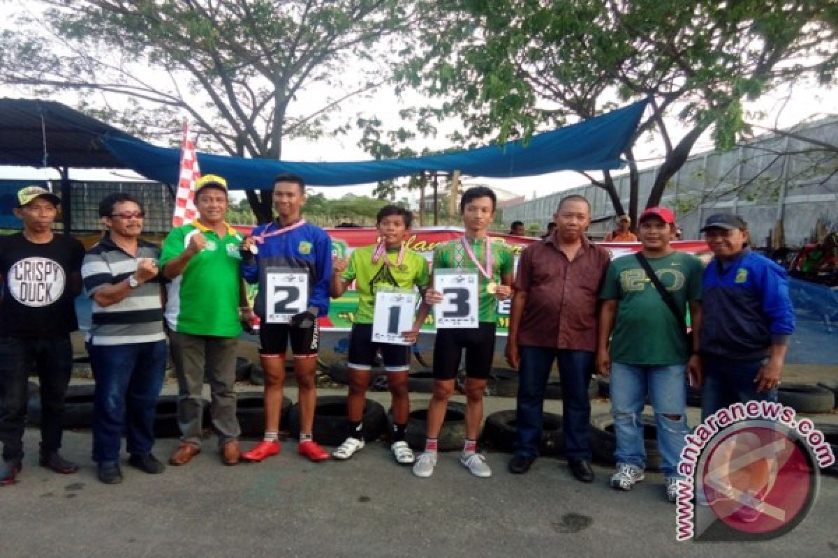 Tembung Tambah 2 Emas dari Balap Sepeda