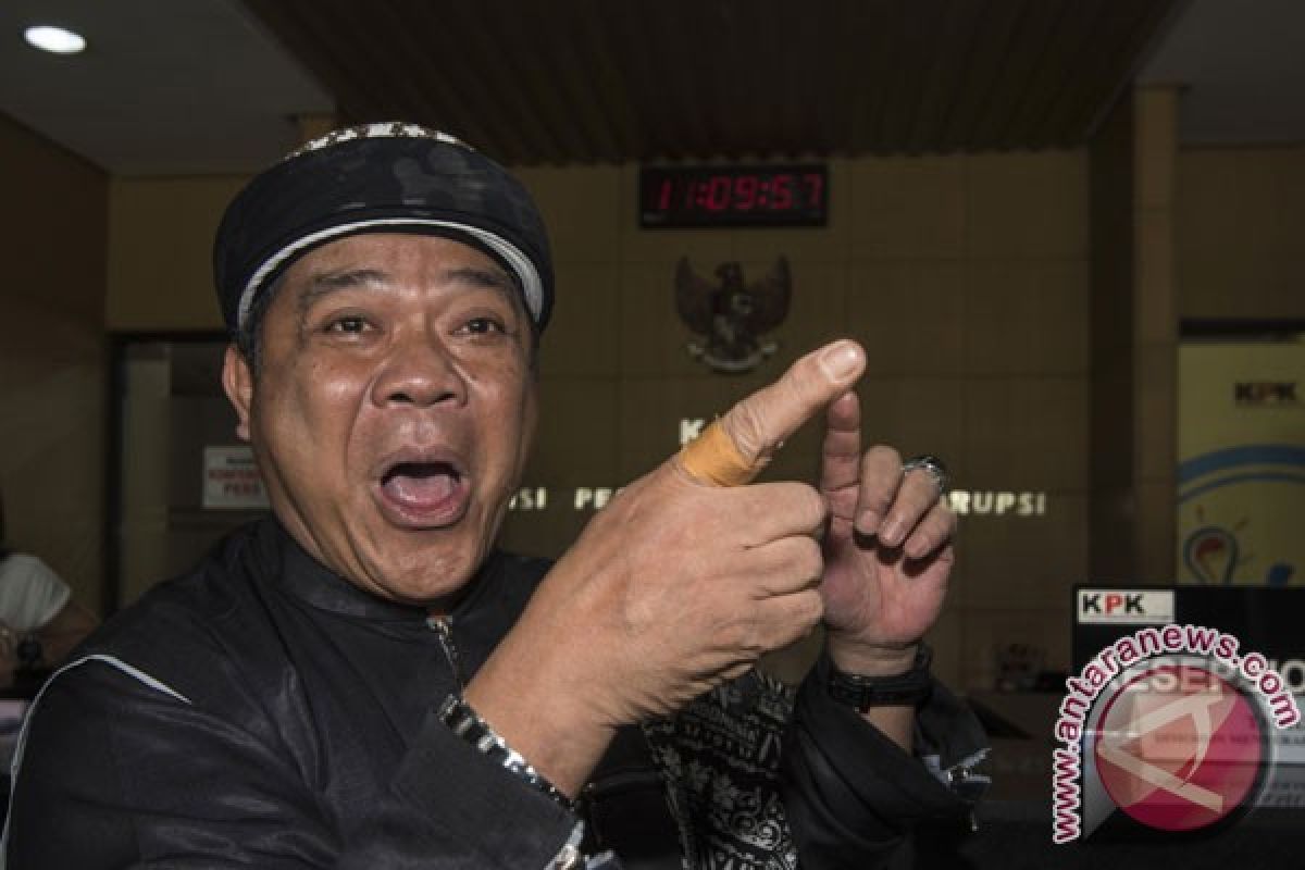 Doa Iwan Fals hingga David Bayu untuk mendiang Hari Moekti