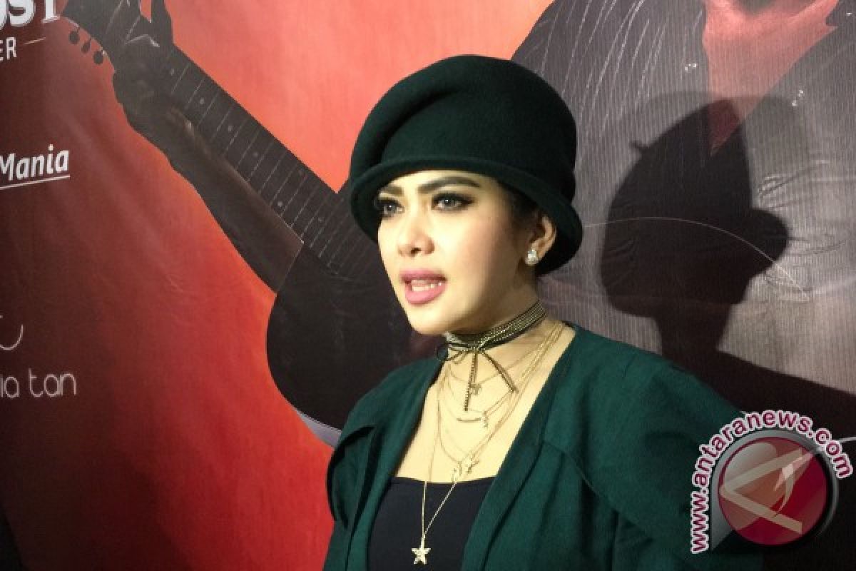 Syahrini jadi pembuka konser Air Supply