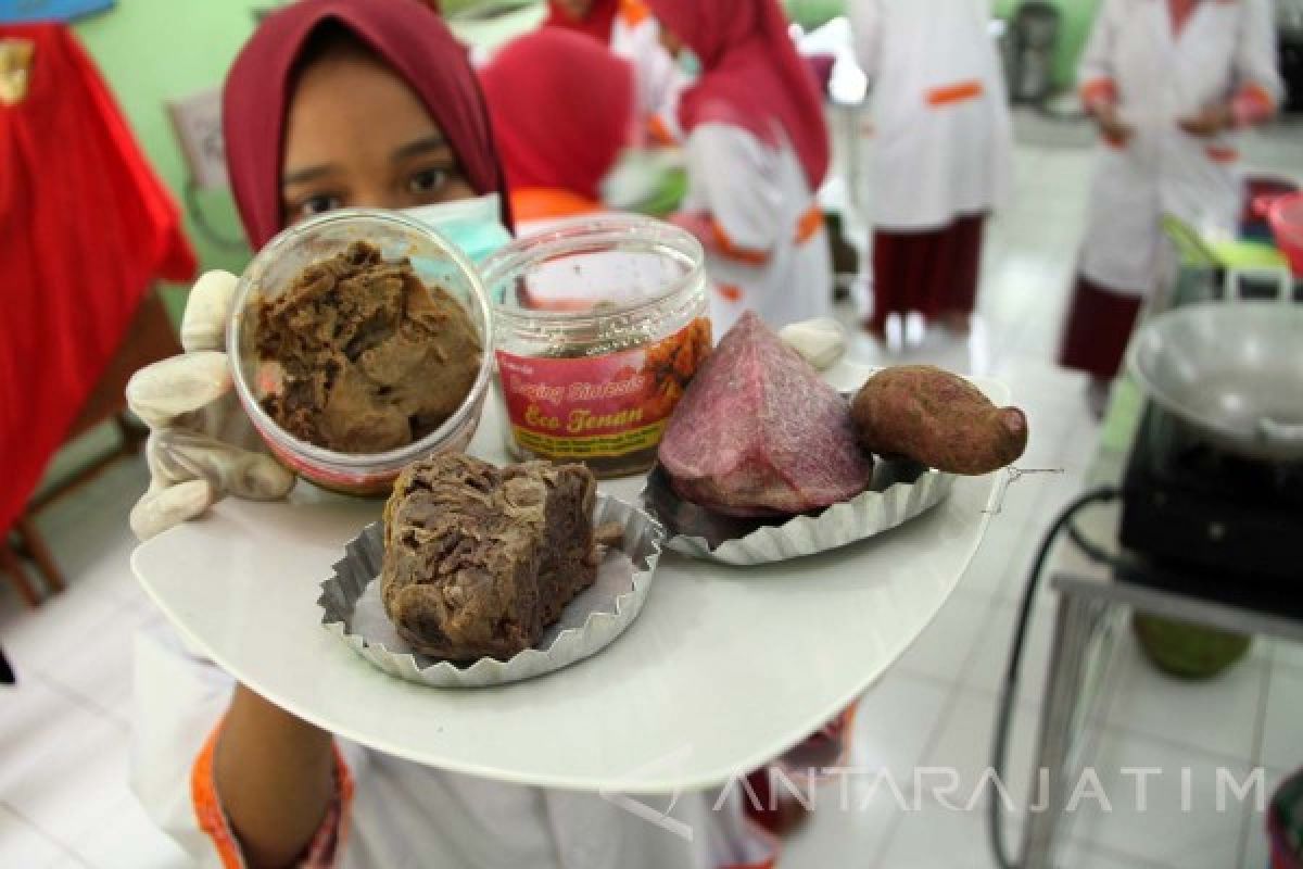 SMK Tulungagung Temukan Resep Pembuatan Daging Sintetis