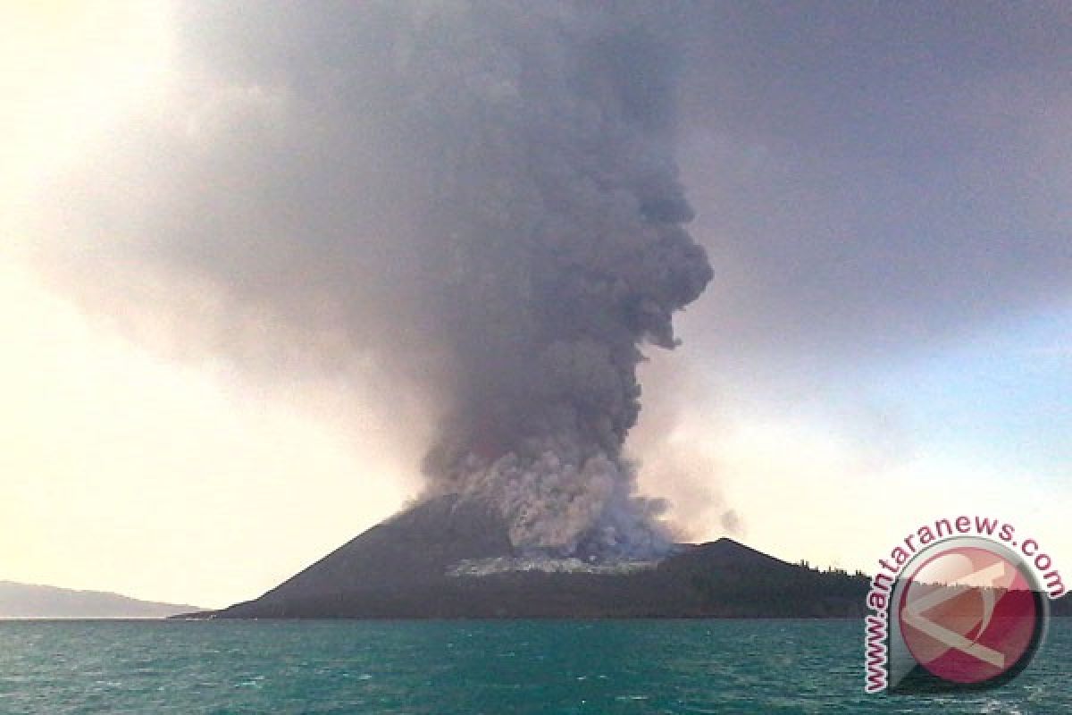 Kapolres-Dandim pantau aktivitas Gunung Anak Krakatau pascaerupsi kedua