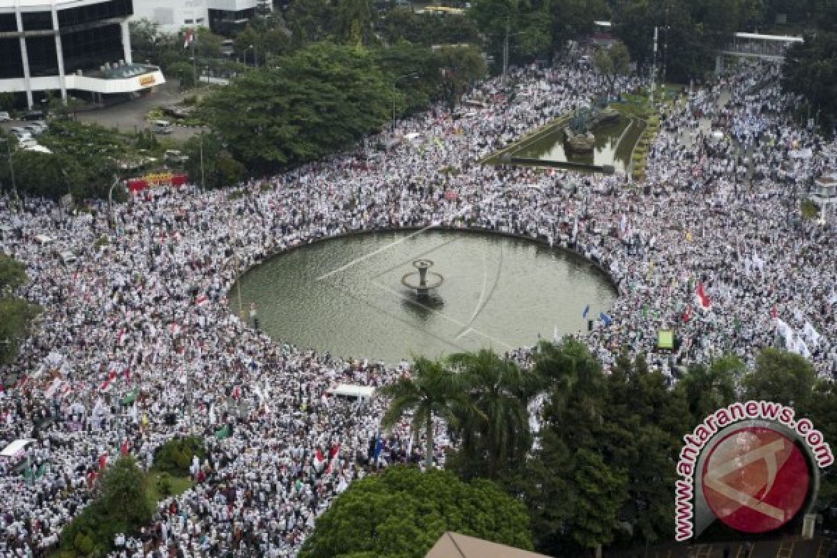 Aksi Damai Bagai Pergerakan Jamaah Haji