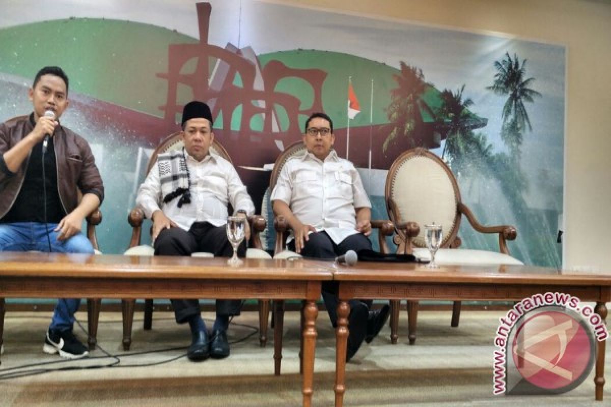 Fadli Zon persilakan demonstran menginap di DPR