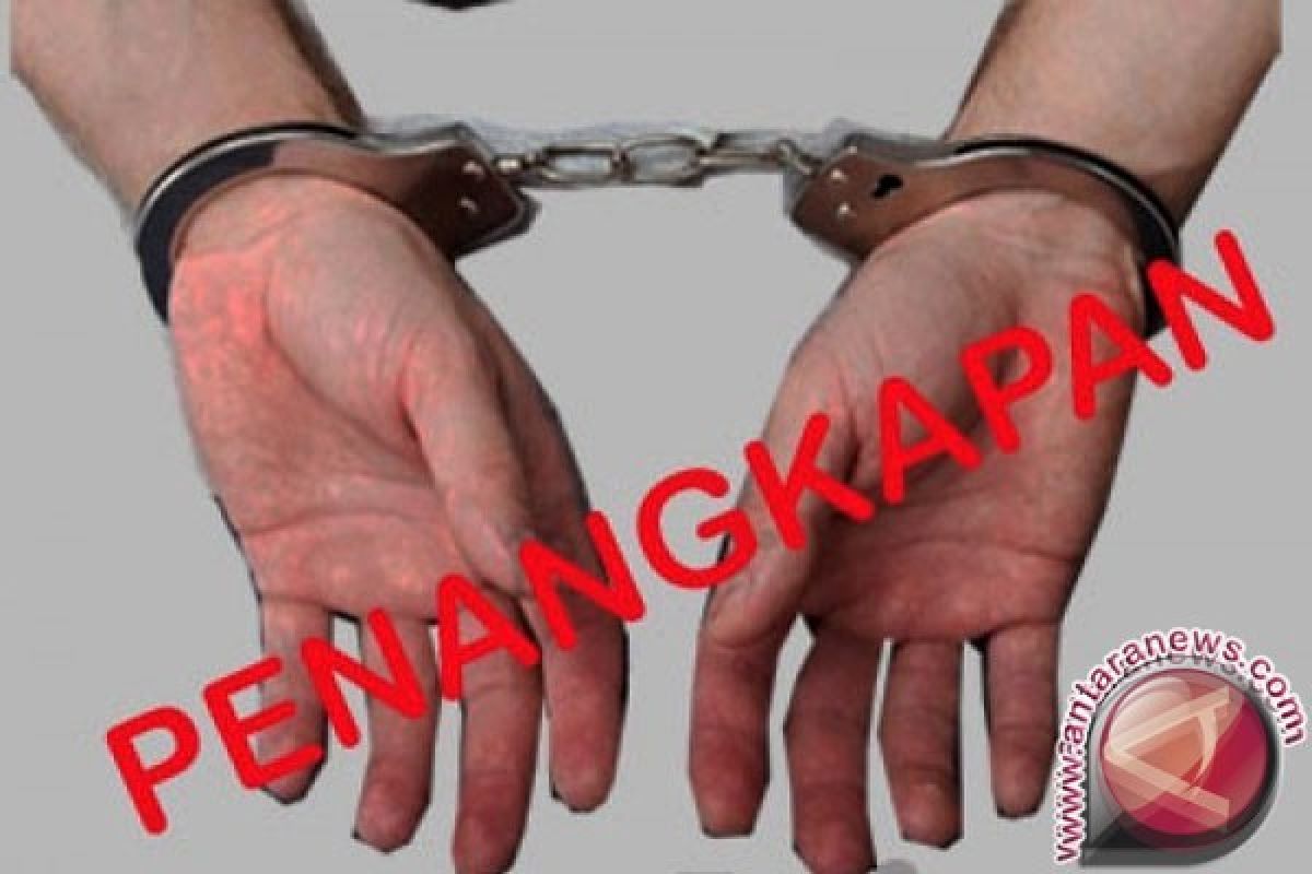 Satu dari empat pengedar sabu oknum PNS ditangkap polisi