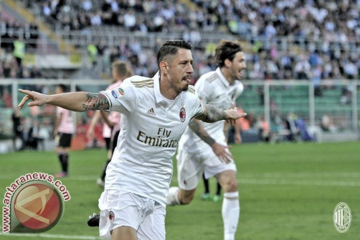 Lapadula menangkan Milan 2-1 atas Palermo
