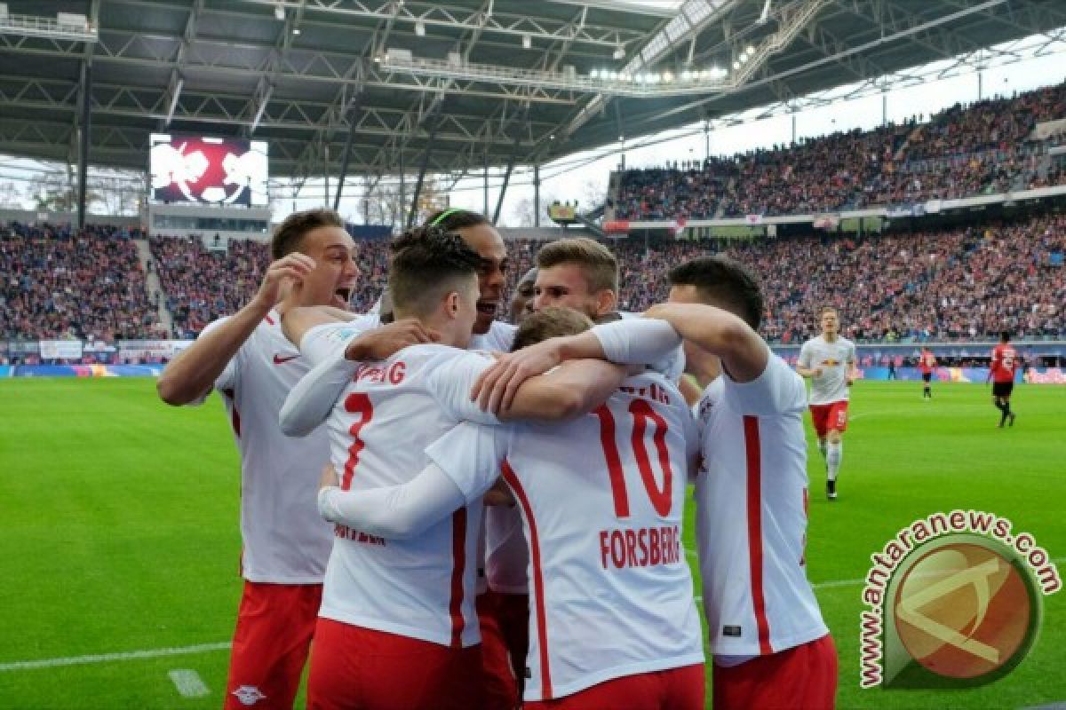 Klasemen Bundesliga, Bayern Muenchen teratas Leipzig kedua