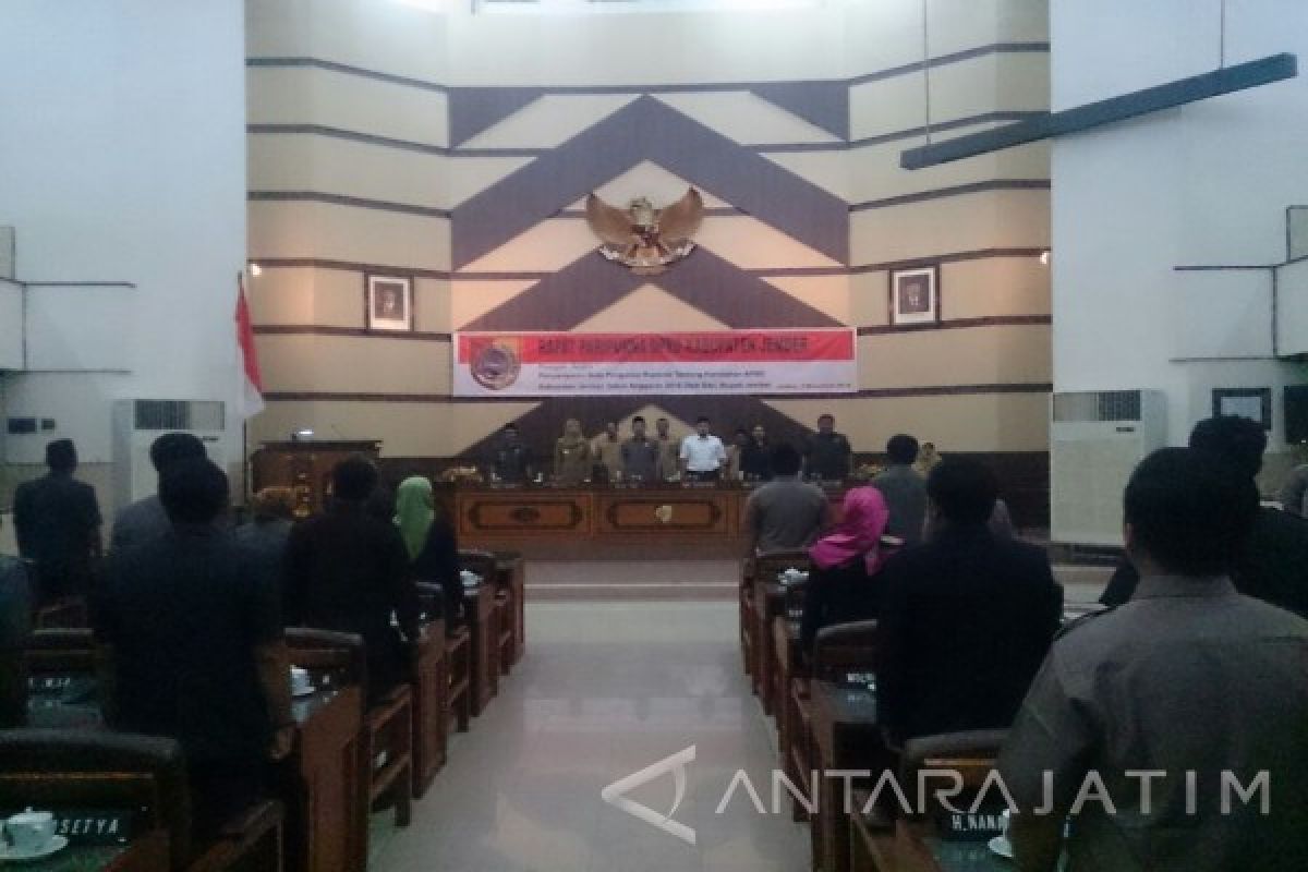 Bupati Jember Akui Keterlambatan Perubahan APBD 2016