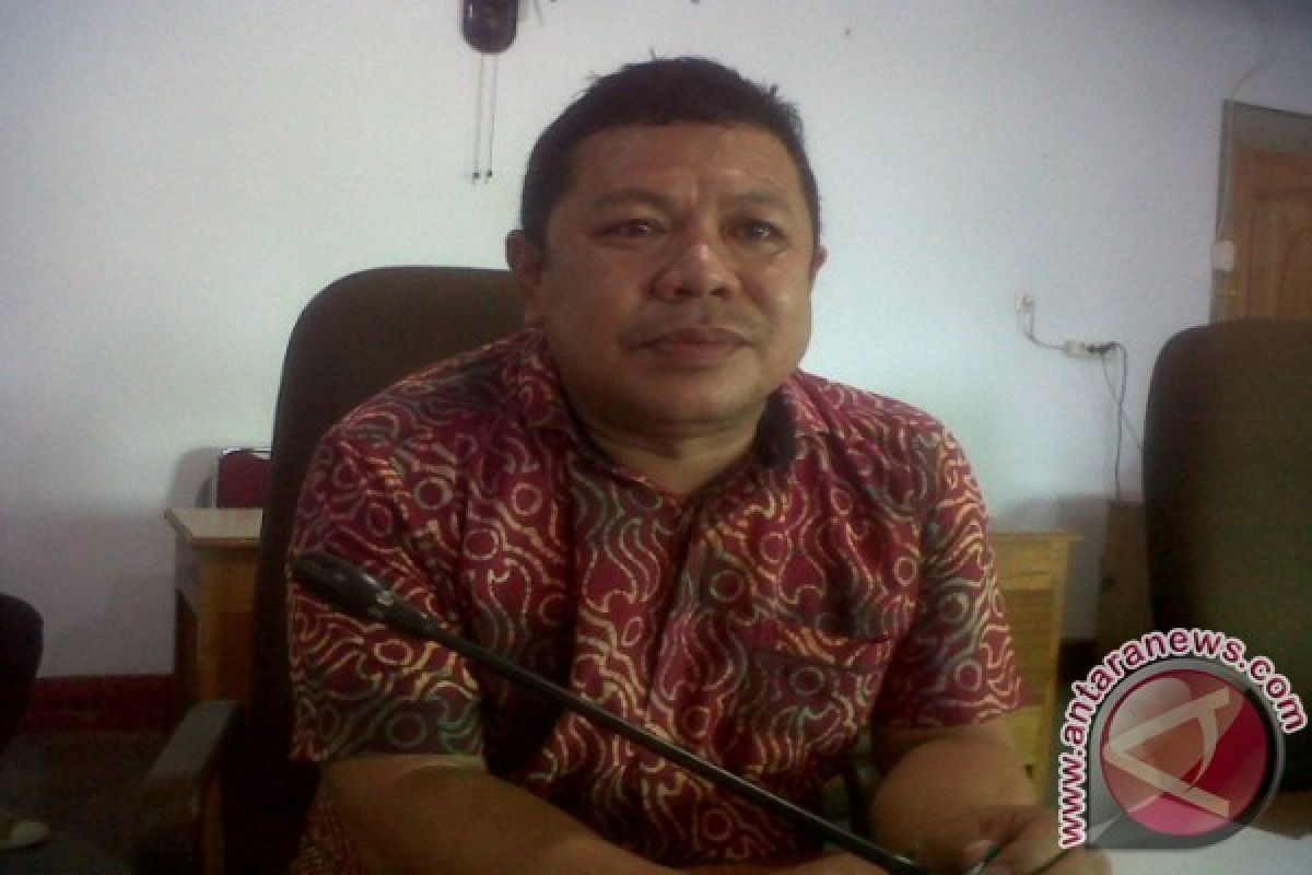 Yasin Terpilih Aklamasi Ketua PSSI Baubau