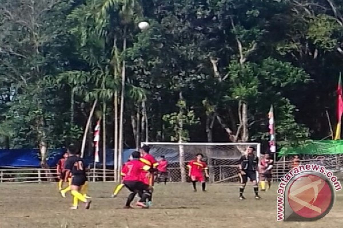 SMAN 1 Tayan Menang Adu Pinalti