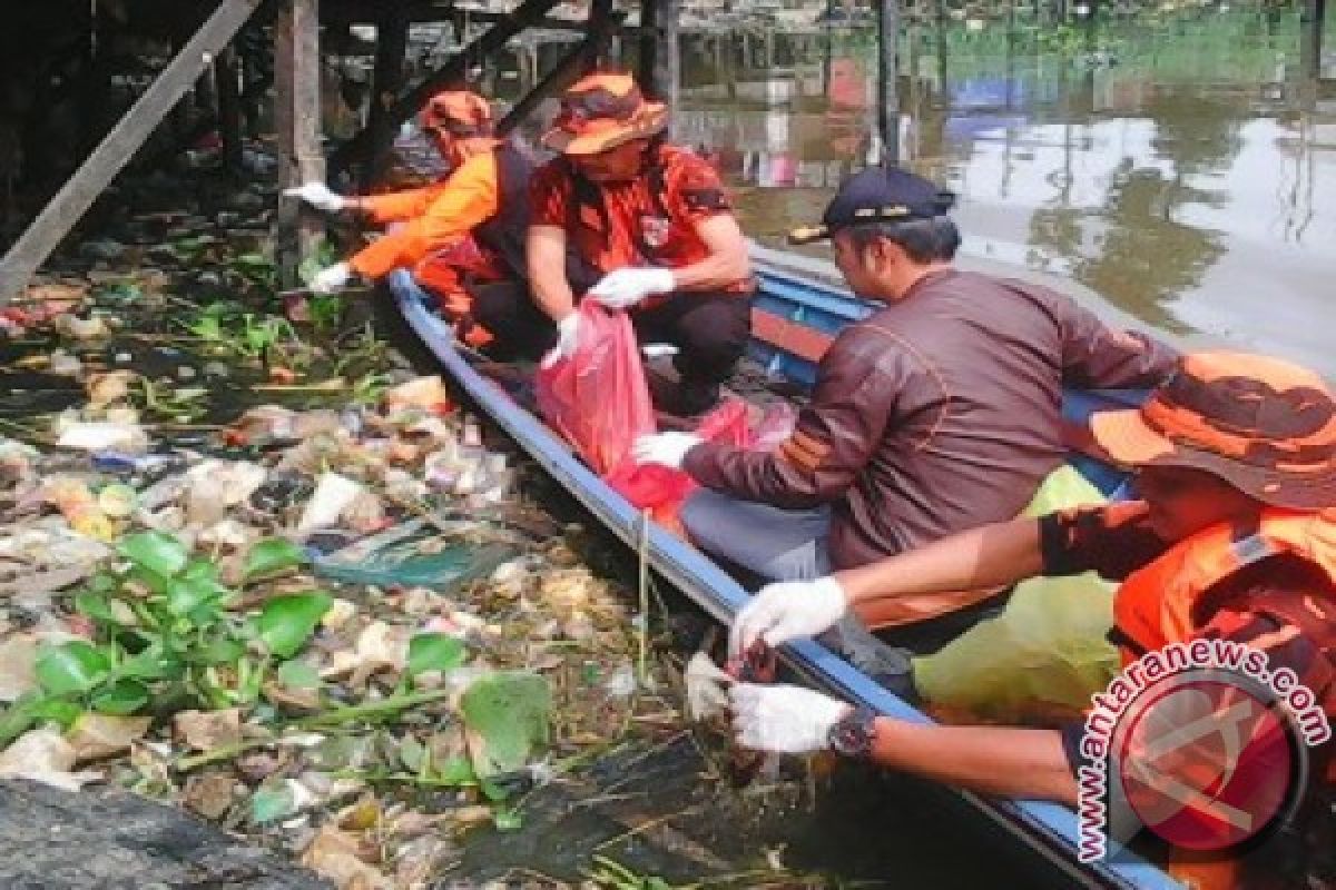 Aktivis GMSS-SKM bukan habiskan sampah sungai