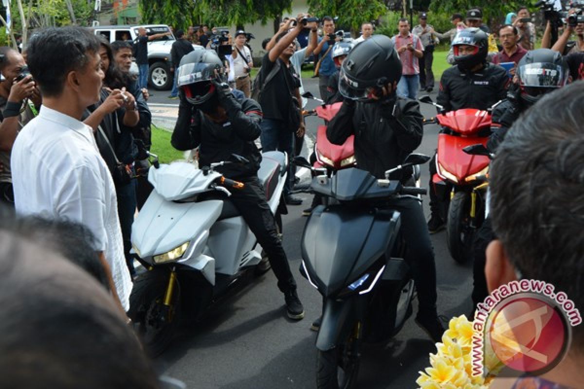 Motor listrik Gesits tempuh Jakarta-Denpasar dalam lima hari