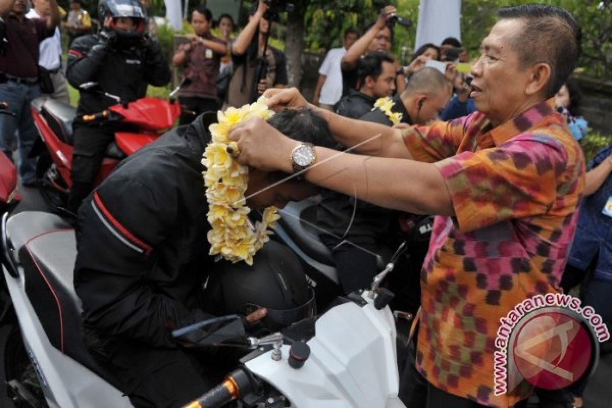 Pastika Punya Mimpi Semua Gunakan Motor Listrik