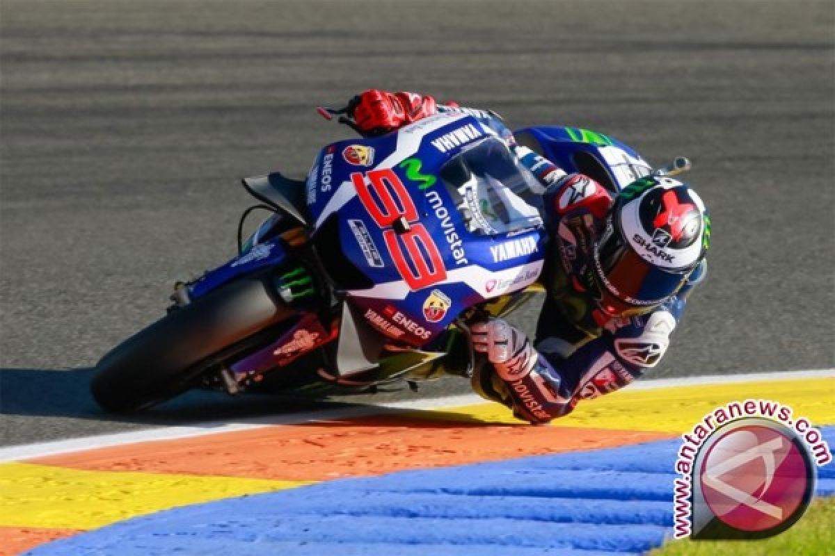 Lorenzo beri kemenangan terakhir untuk Yamaha di MotoGP Valencia