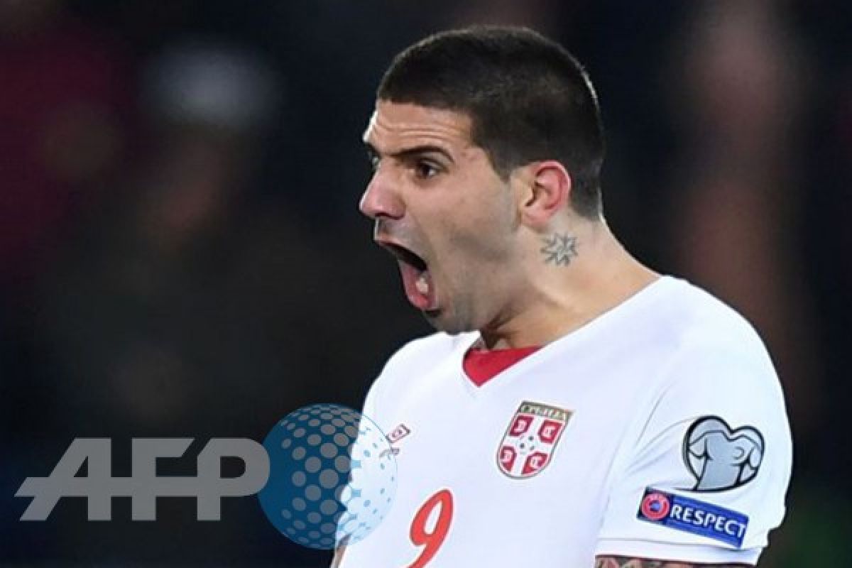 Pemain Serbia Mitrovic berlabuh ke Fulham