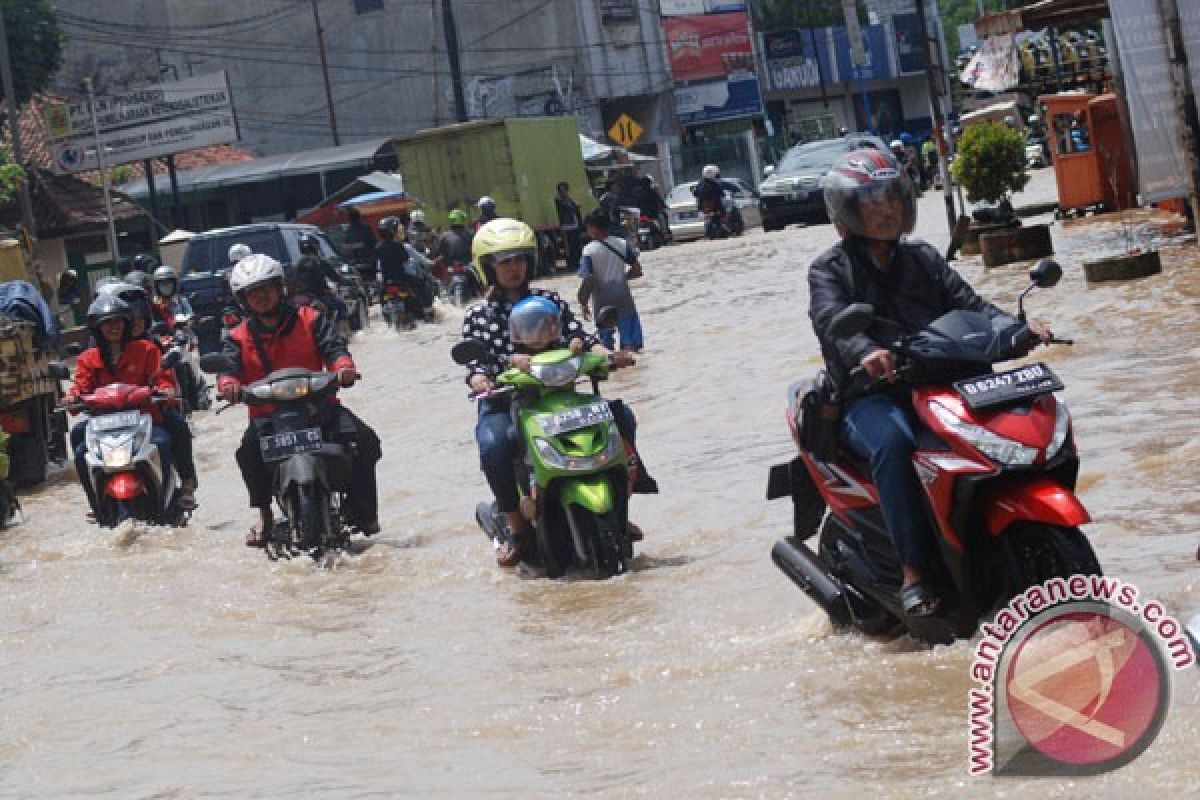Banjir meluas di Kabupaten Bandung