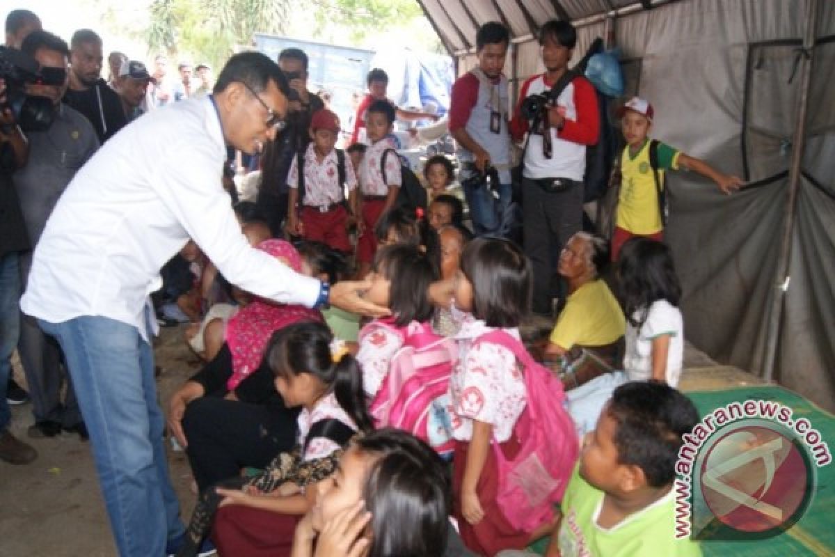 JR Ajak Warga Sumut Bantu Korban Sinabung 