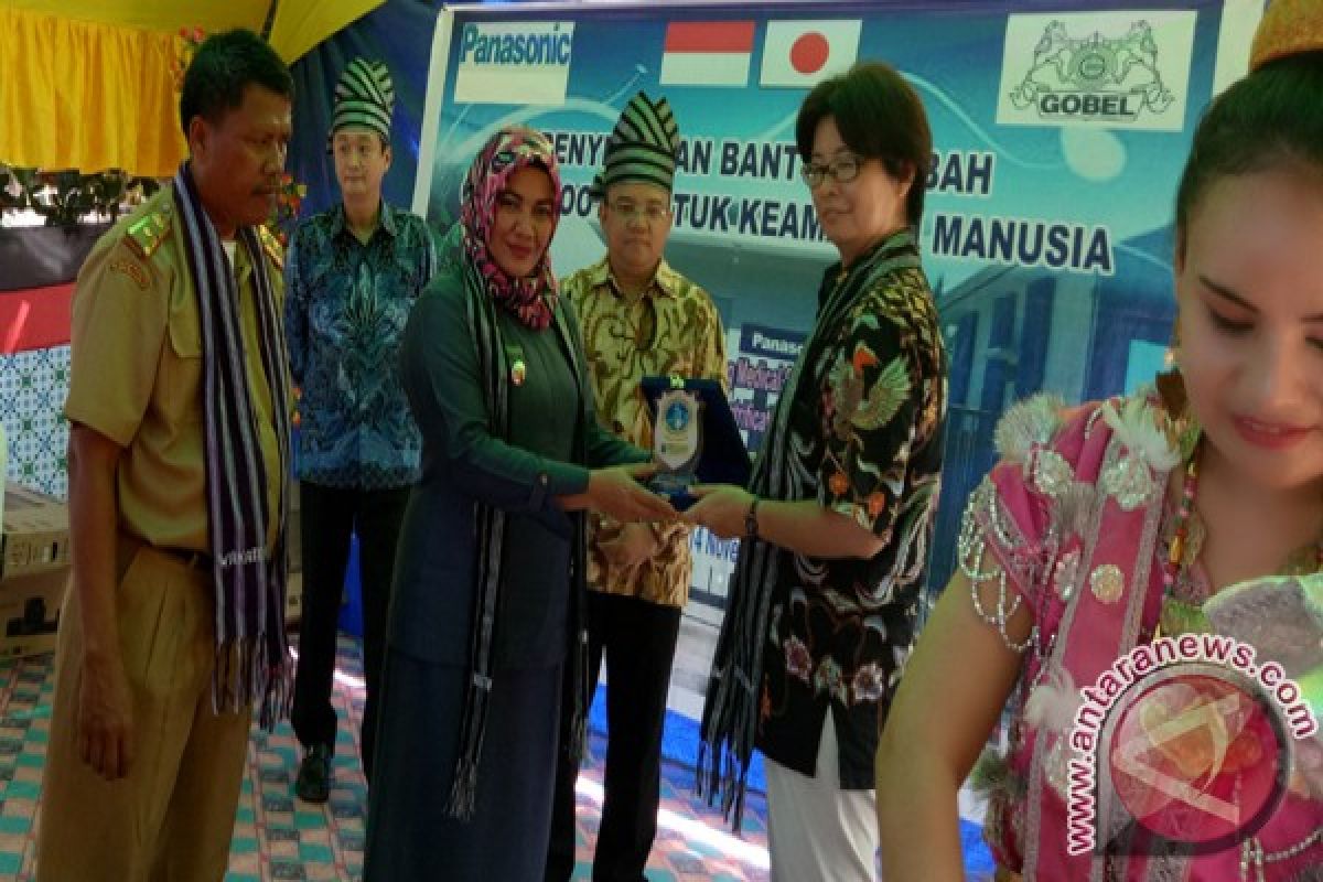 Jepang Serahkan Proyek Listrik Kepada Pemkab Wakatobi