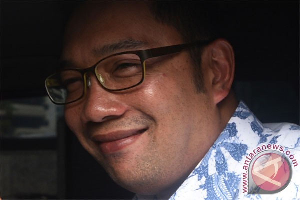 Ridwan Kamil, Deddy Mizwar dua teratas survei Pilkada Jabar 2018