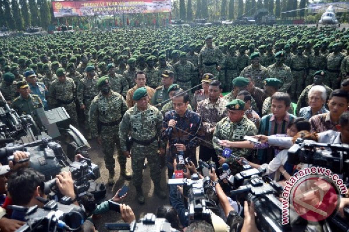 Presiden Kunjungi Markas Kostrad di Cilodong