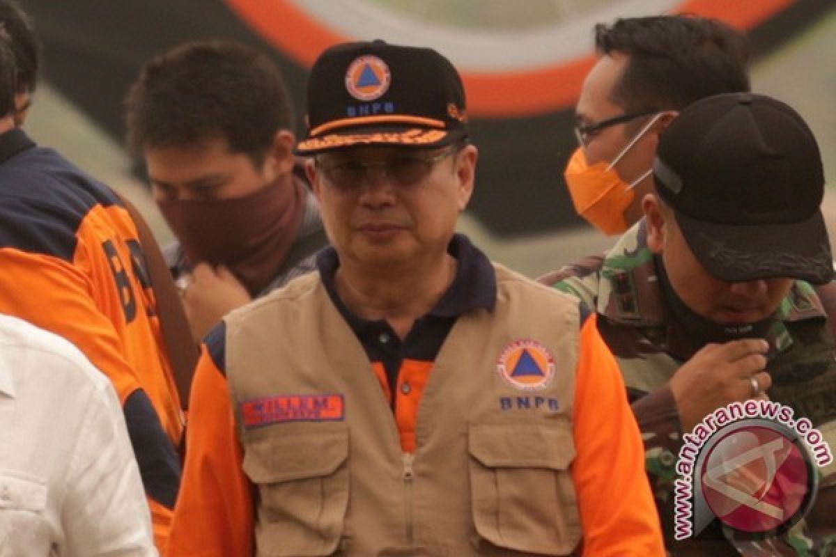 Kepala BNPB Tinjau Banjir Di Karawang