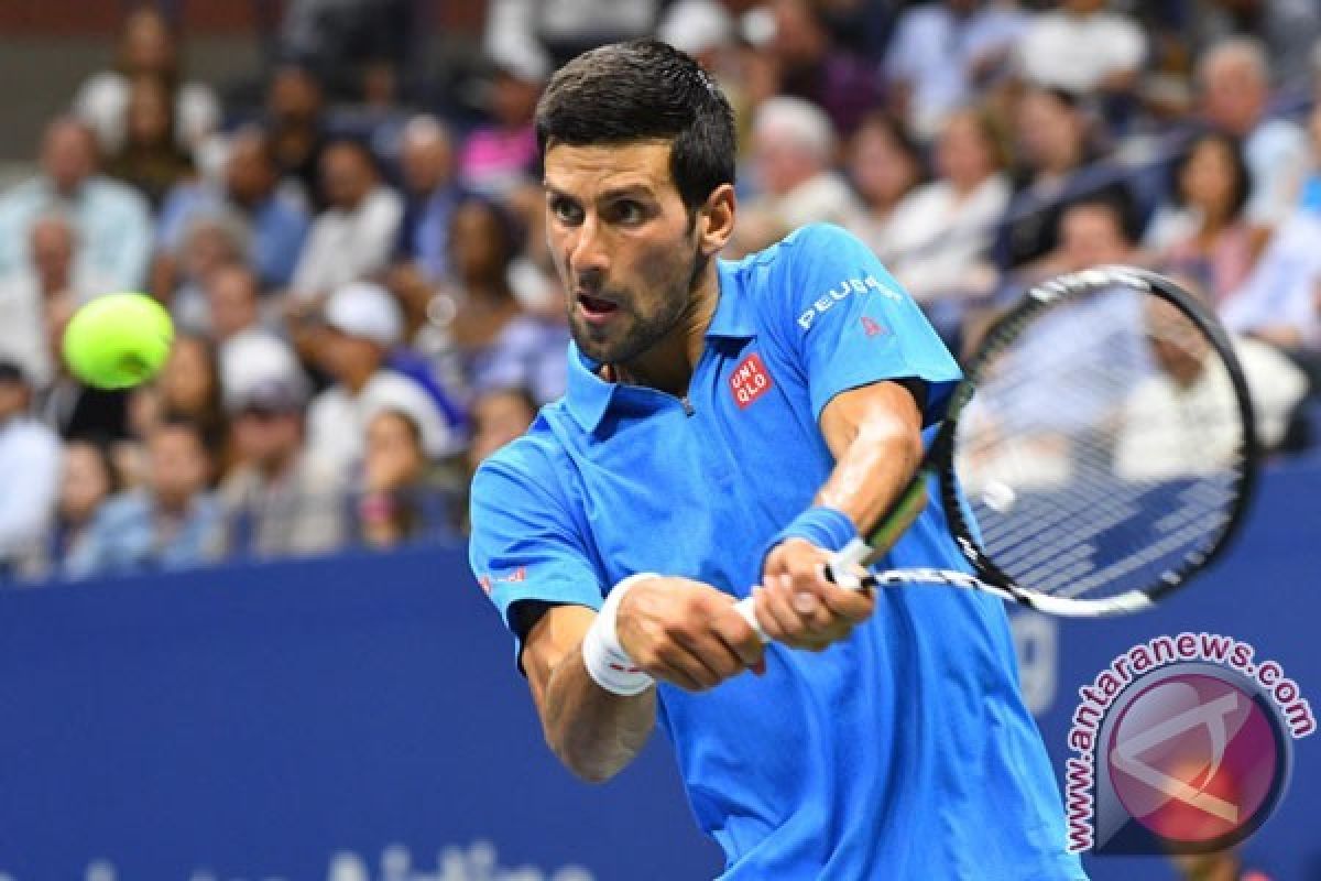 Djokovic Tumbangkan Goffin di ATP World Tour Finals