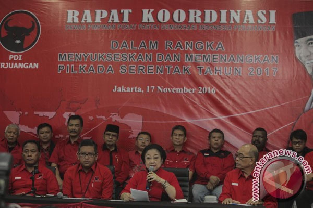 Megawati instruksikan seluruh kader tenang dan damai