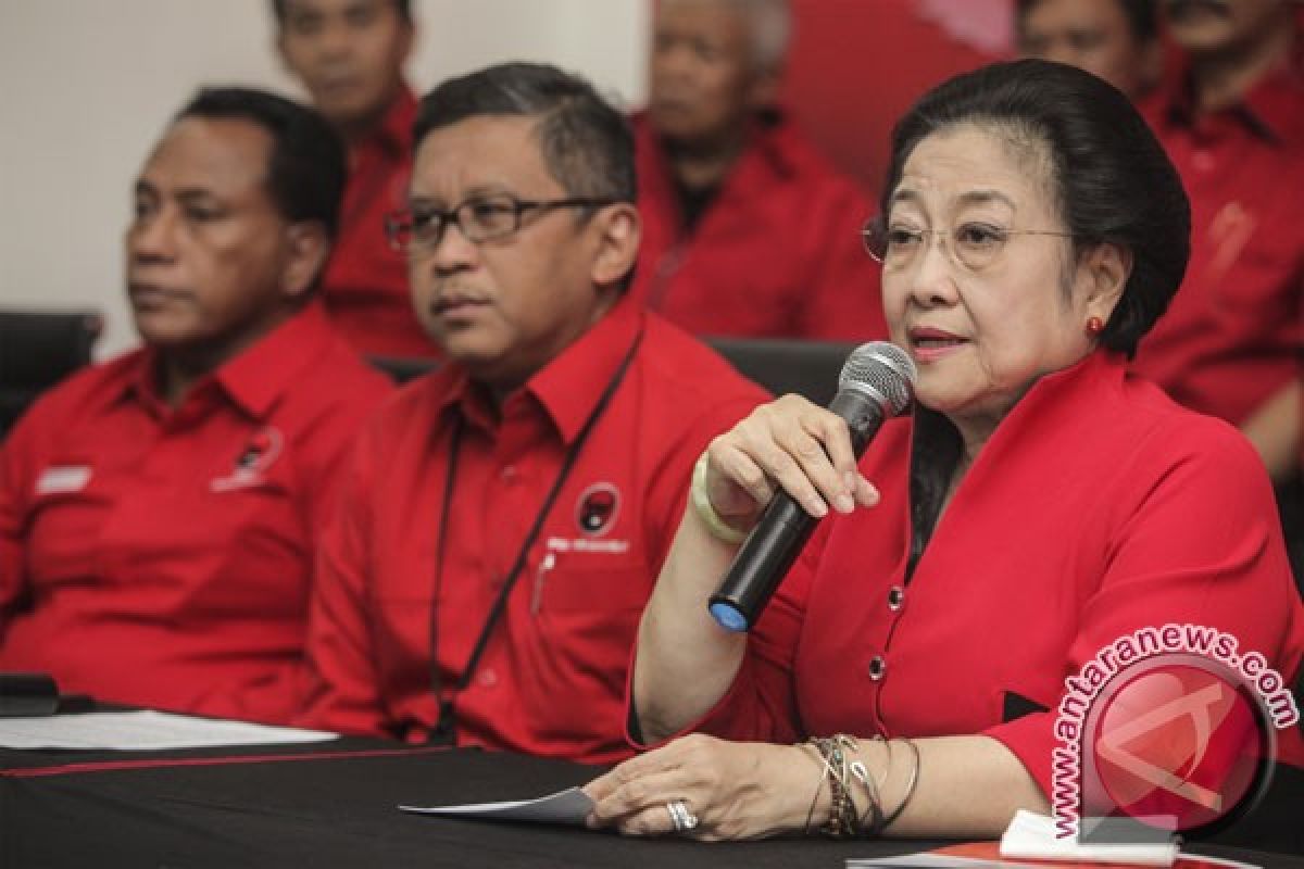 Megawati: dua kelompok menolak kampanye Ahok