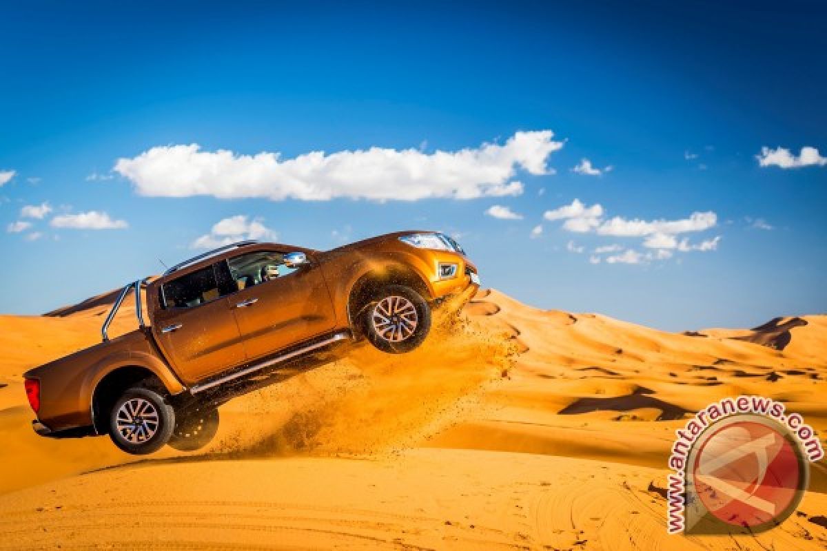 Nissan Navara uji ketangguhan di Gurun Sahara  